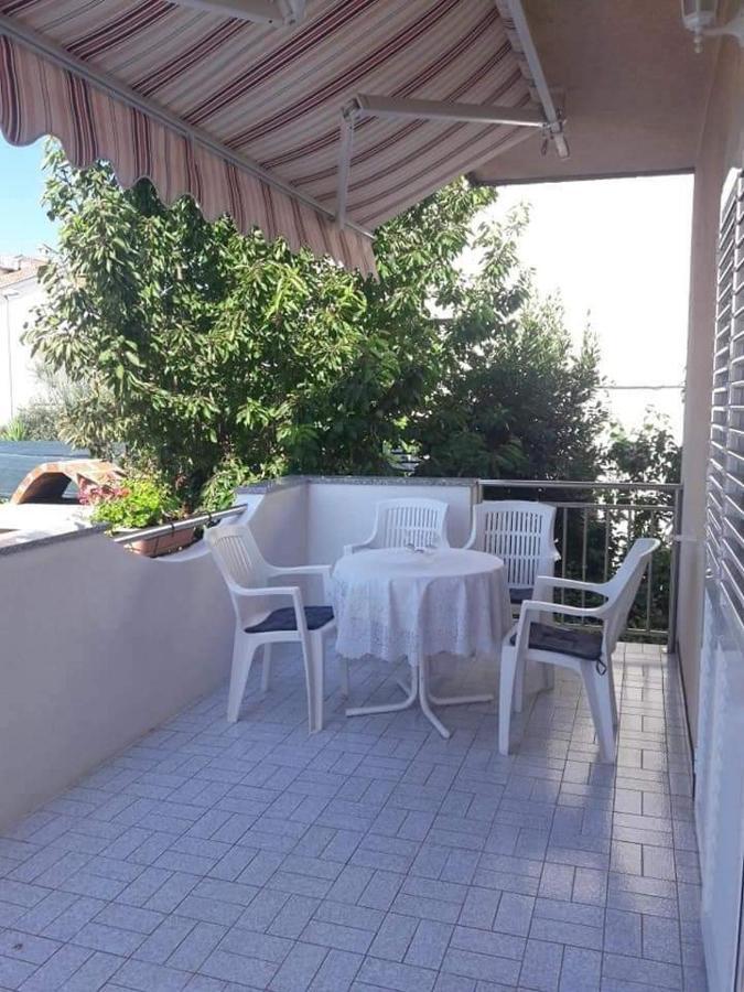 Lana Apartment Biograd Na Moru Cameră foto